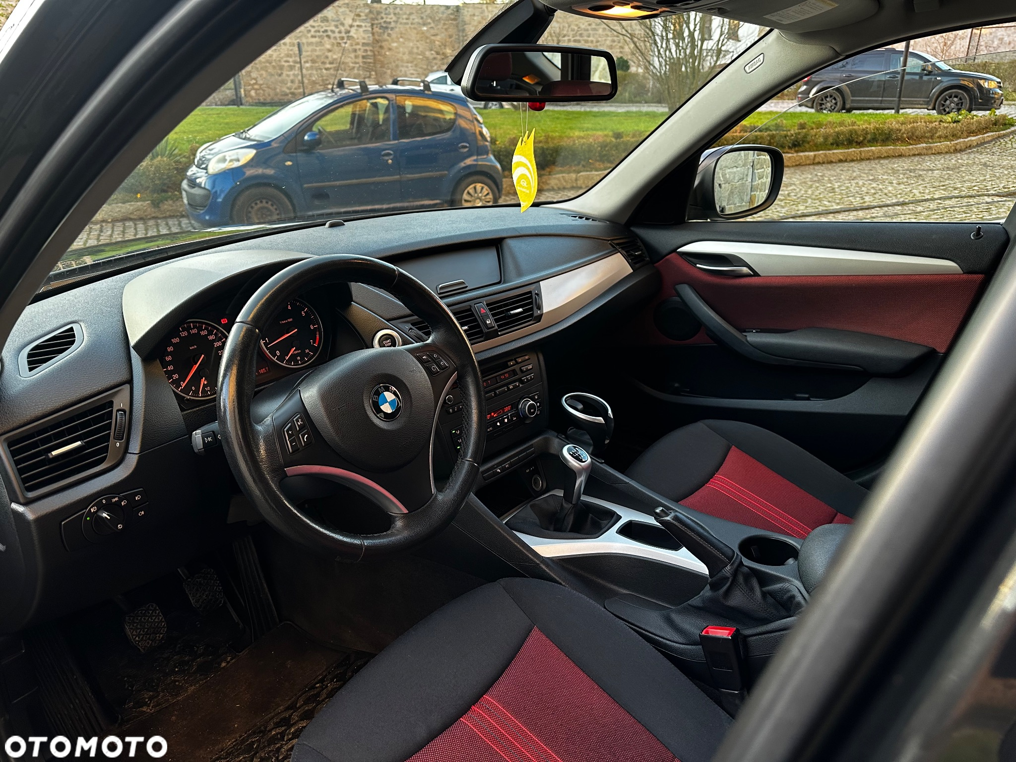 BMW X1 sDrive18i - 8