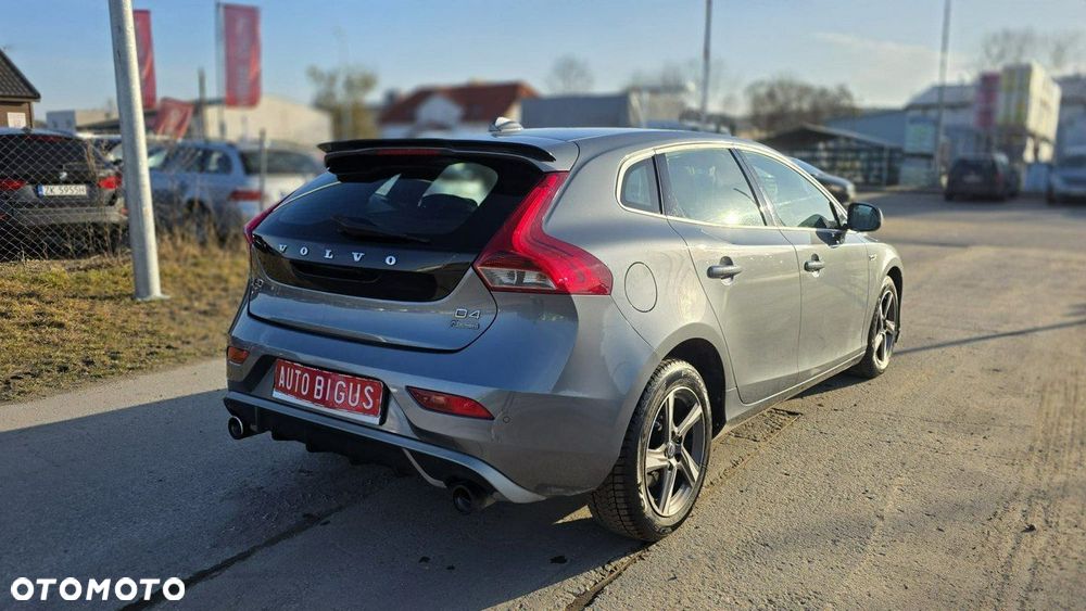 Volvo V40 - 8