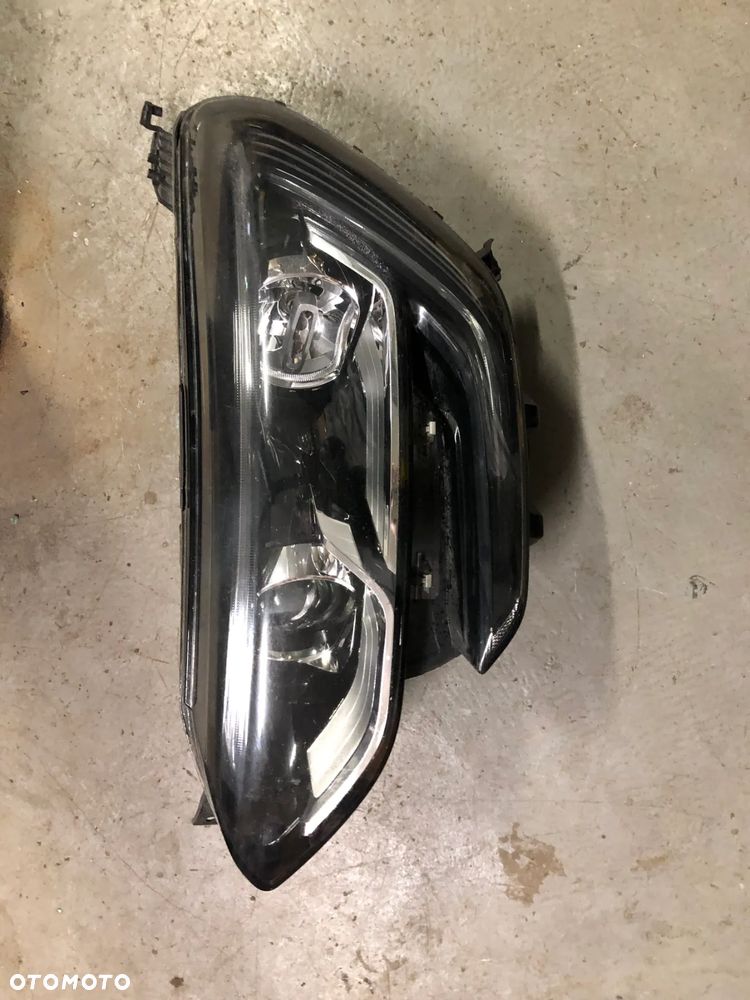 Lampa przednia lewa reflektor lewy Megane IV Europa 260602792r - 1