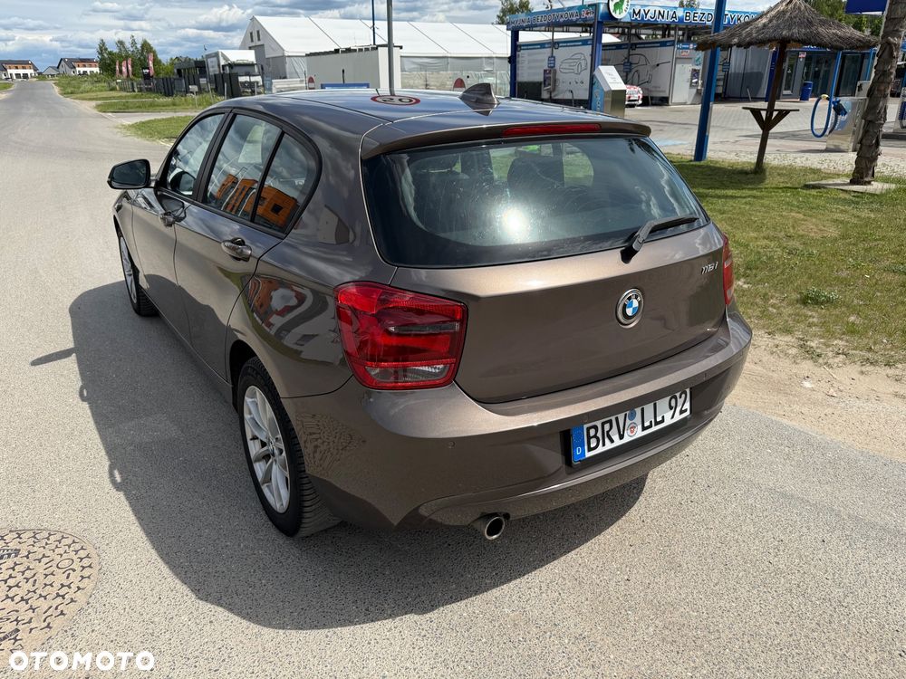 BMW Seria 1 116i Sport Line - 6