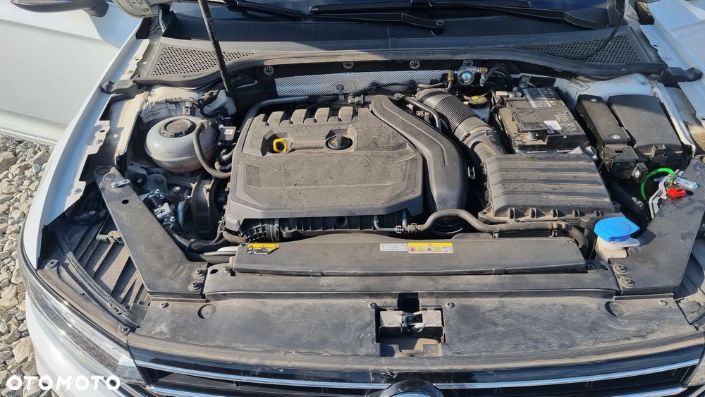 Volkswagen Passat - 24