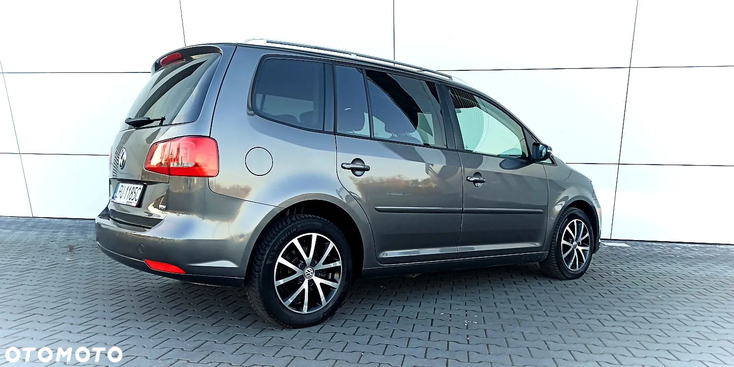 Volkswagen Touran 1.6 TDI DPF Highline - 11