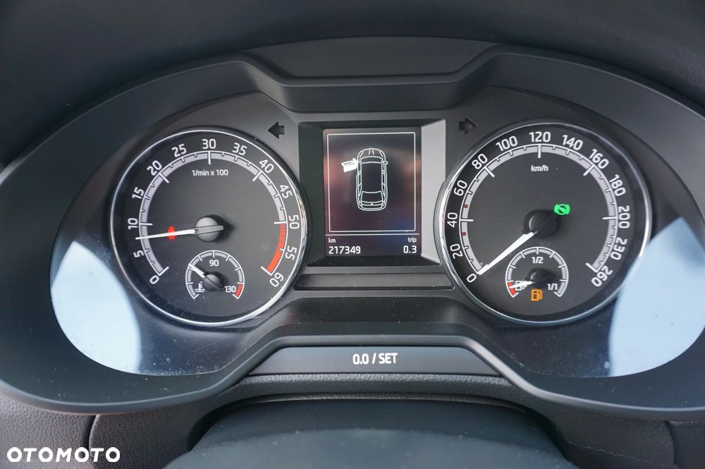 Skoda Octavia 2.0 TDI DSG Soleil - 36