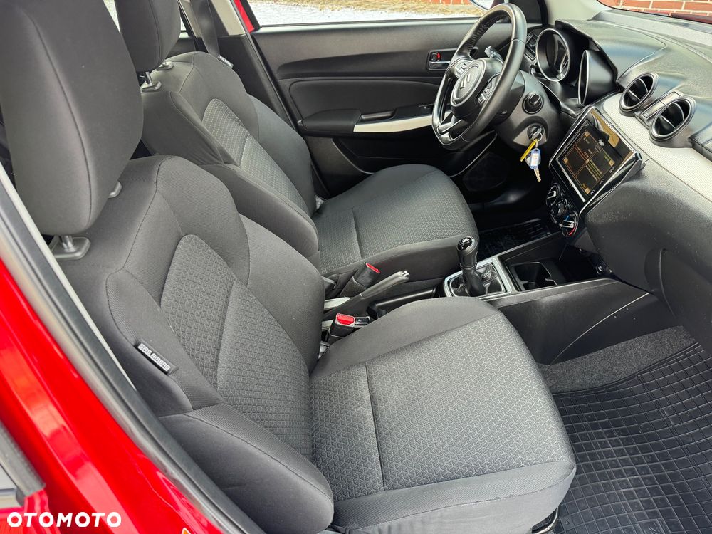 Suzuki Swift 1.2 Premium Plus - 25