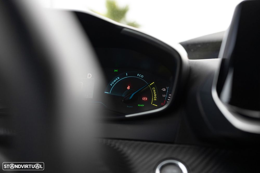 Peugeot e-2008 Active - 37