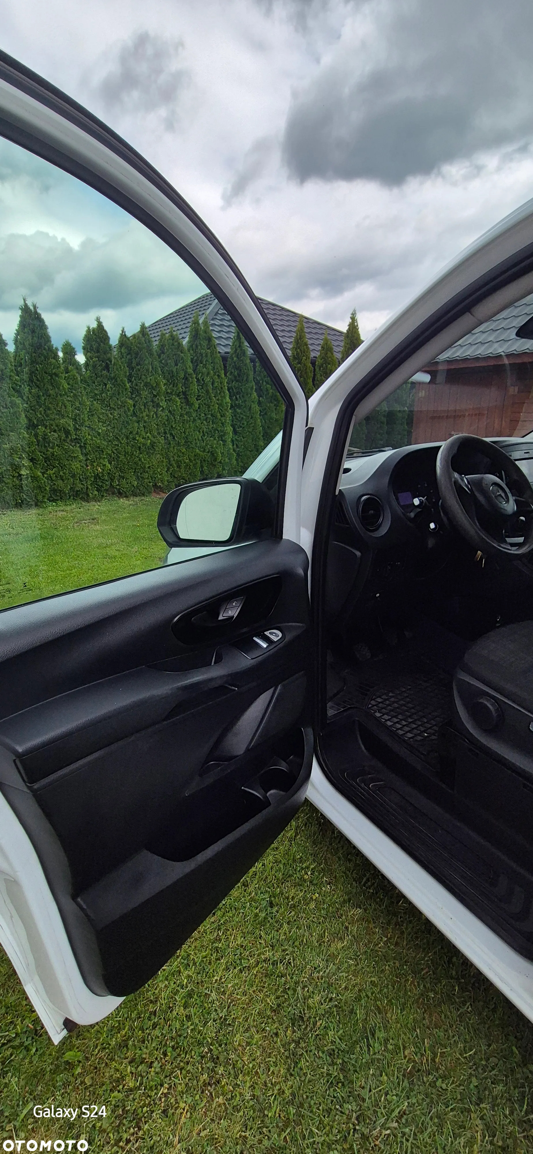 Mercedes-Benz Vito - 25