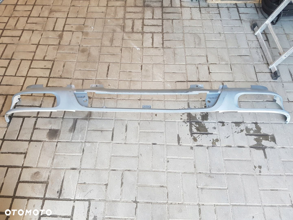 OKULAR LAMP REFLEKTORÓW PAS PRZEDNI ZDERZAK DAF 45 55 LF