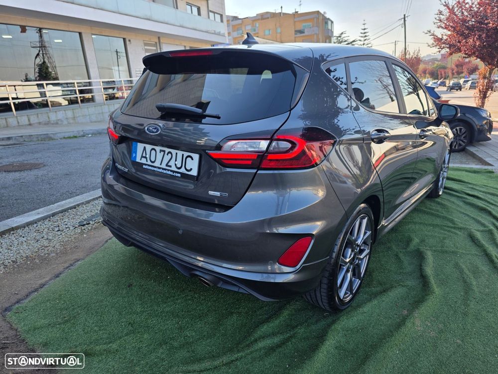 Ford Fiesta 1.0 EcoBoost MHEV ST-Line X - 31