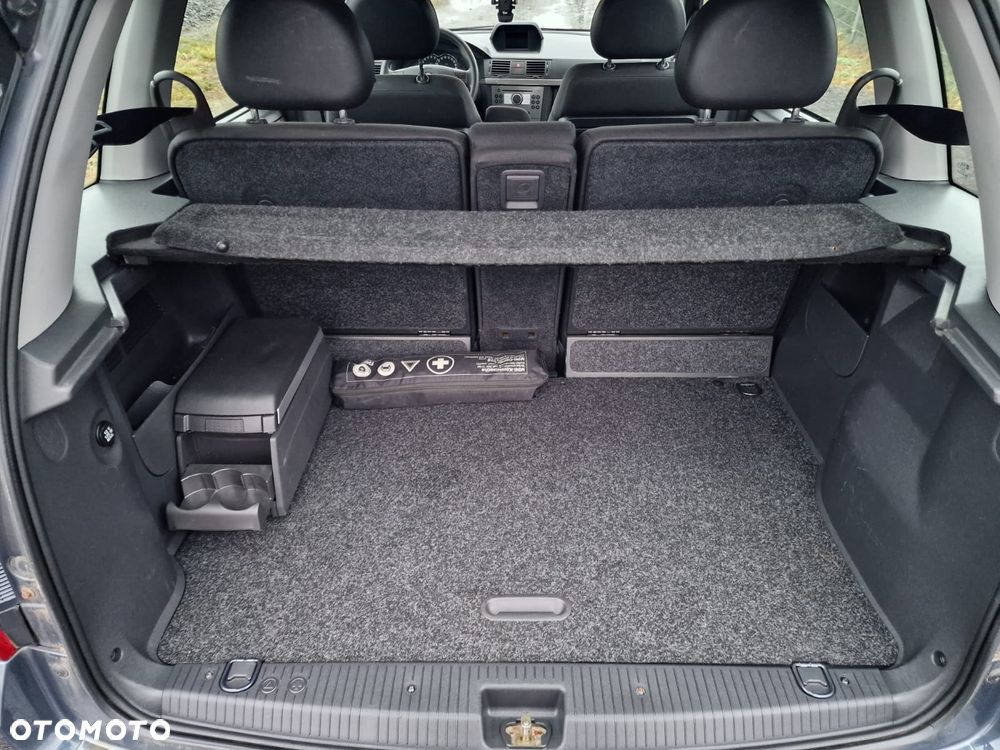 Opel Meriva 1.6 Cosmo MTA - 25