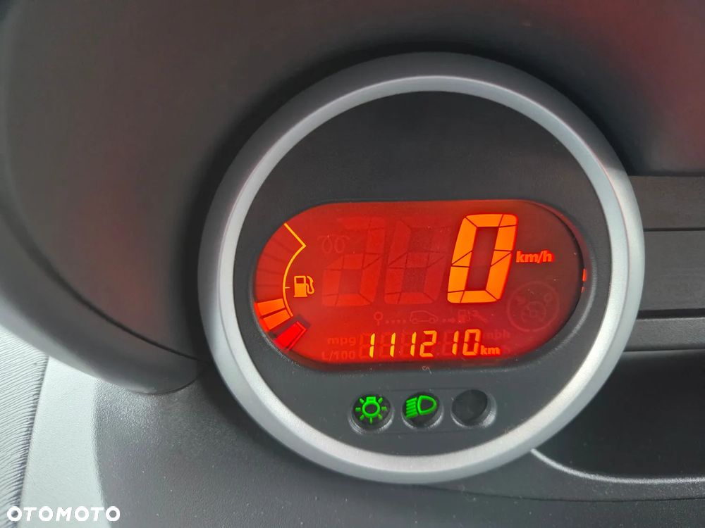 Renault Twingo 1.2 16V Night & Day - 8