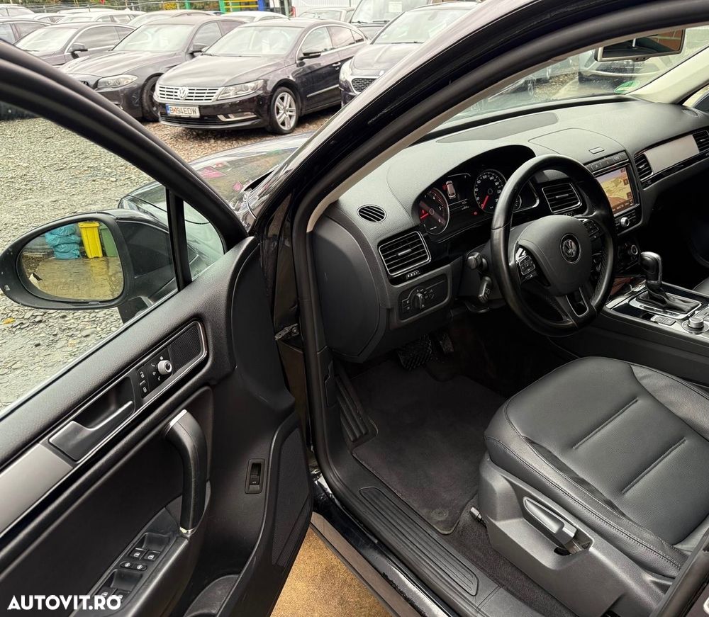 Volkswagen Touareg - 11