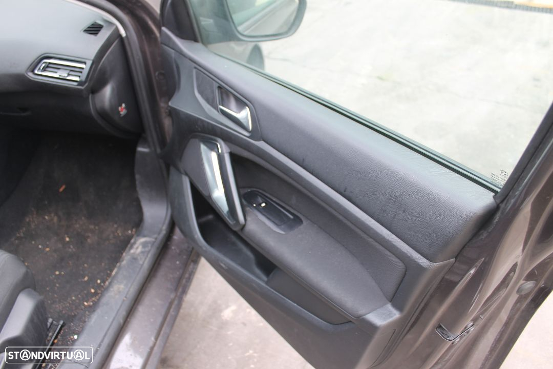 Peugeot 308 de 2015 - 18