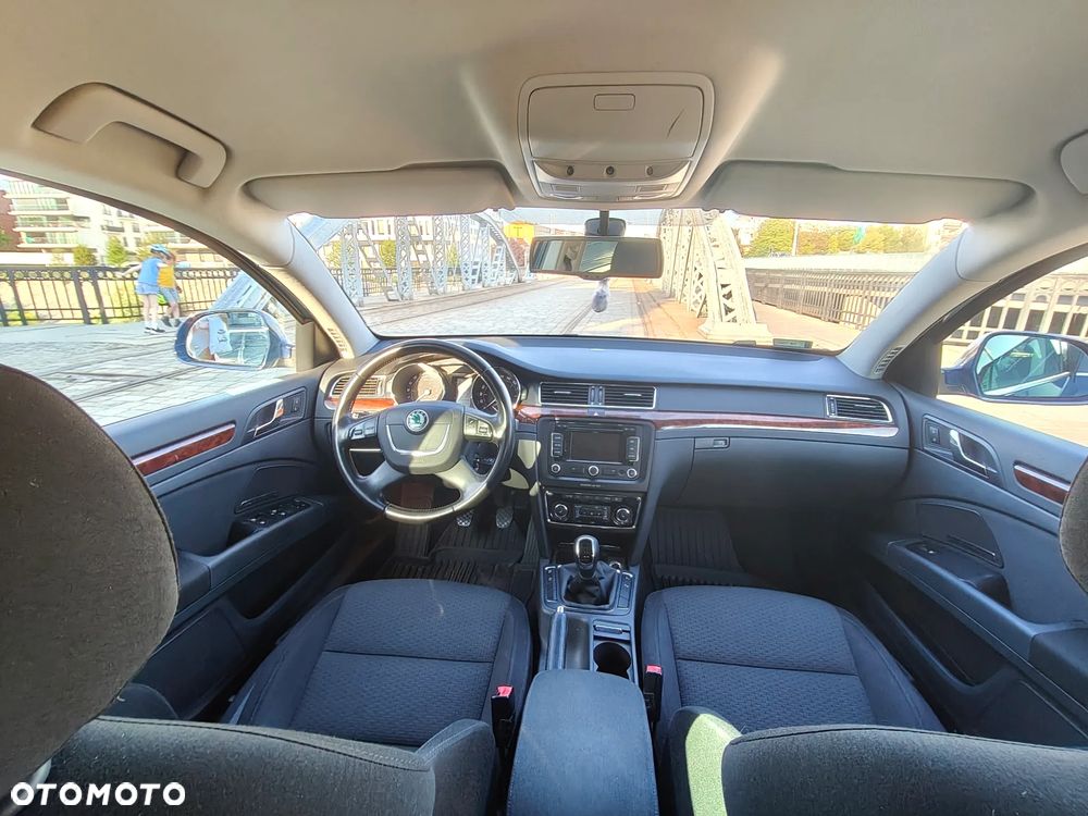 Skoda Superb 2.0 TDI 4x4 Elegance - 12