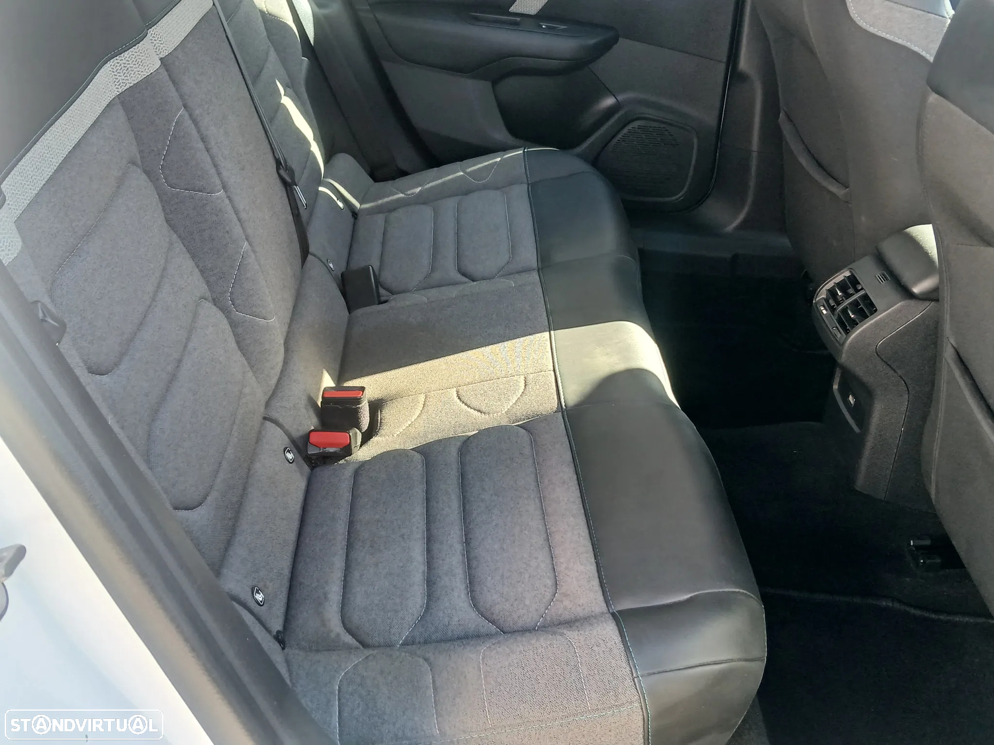 Citroën C4 1.5 BlueHDi Feel - 17