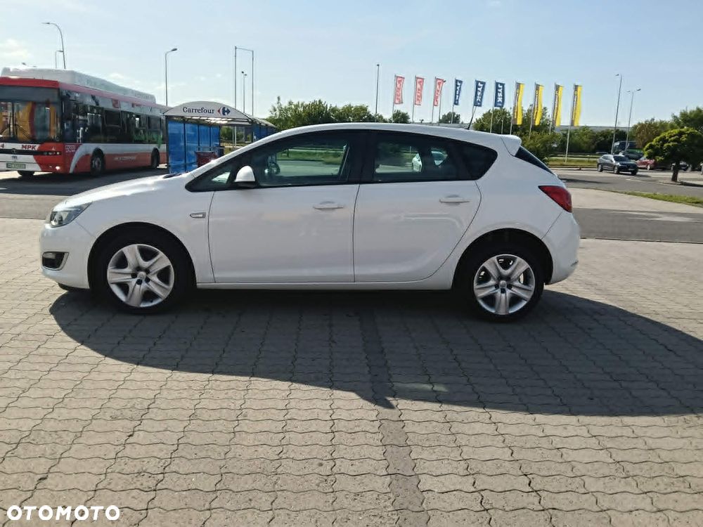 Opel Astra 1.4 Enjoy - 1