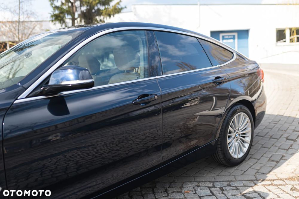 BMW 3GT 330i GPF xDrive Luxury Line - 5