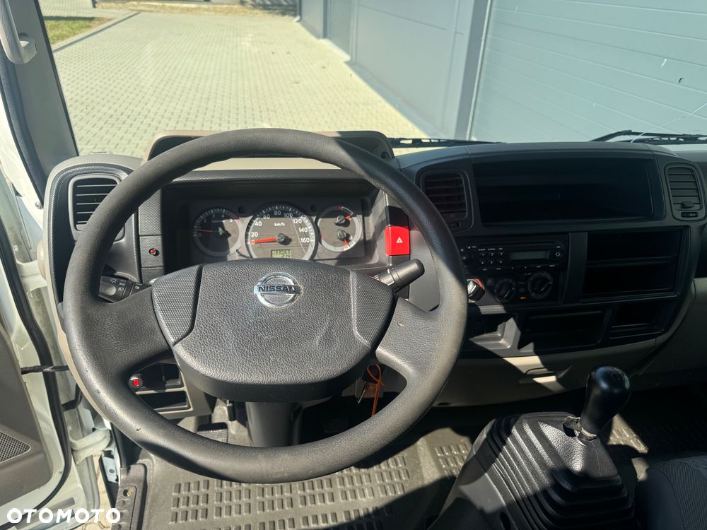 Nissan Cabstar - 10