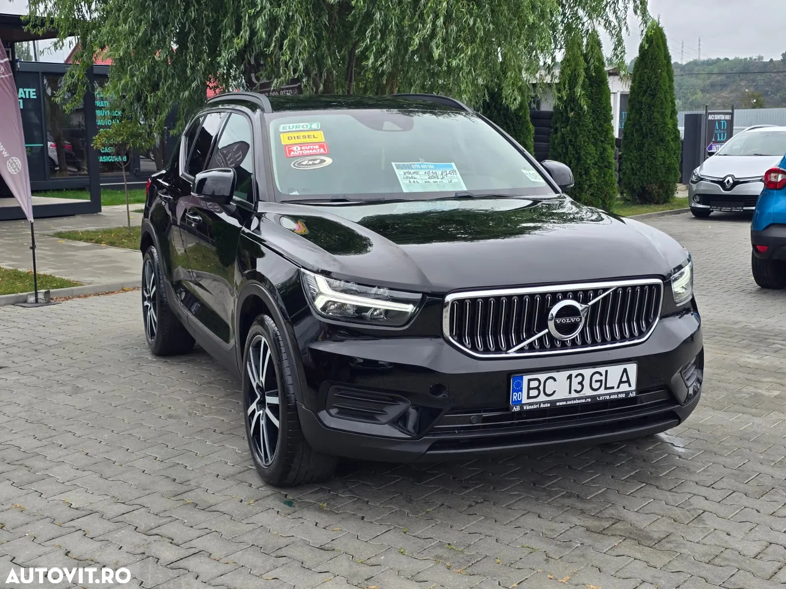 Volvo XC 40 D4 AWD Geartronic Momentum Pro - 6