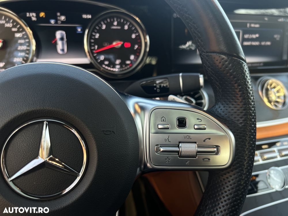 Mercedes-Benz E 300 9G-TRONIC AMG Line - 12