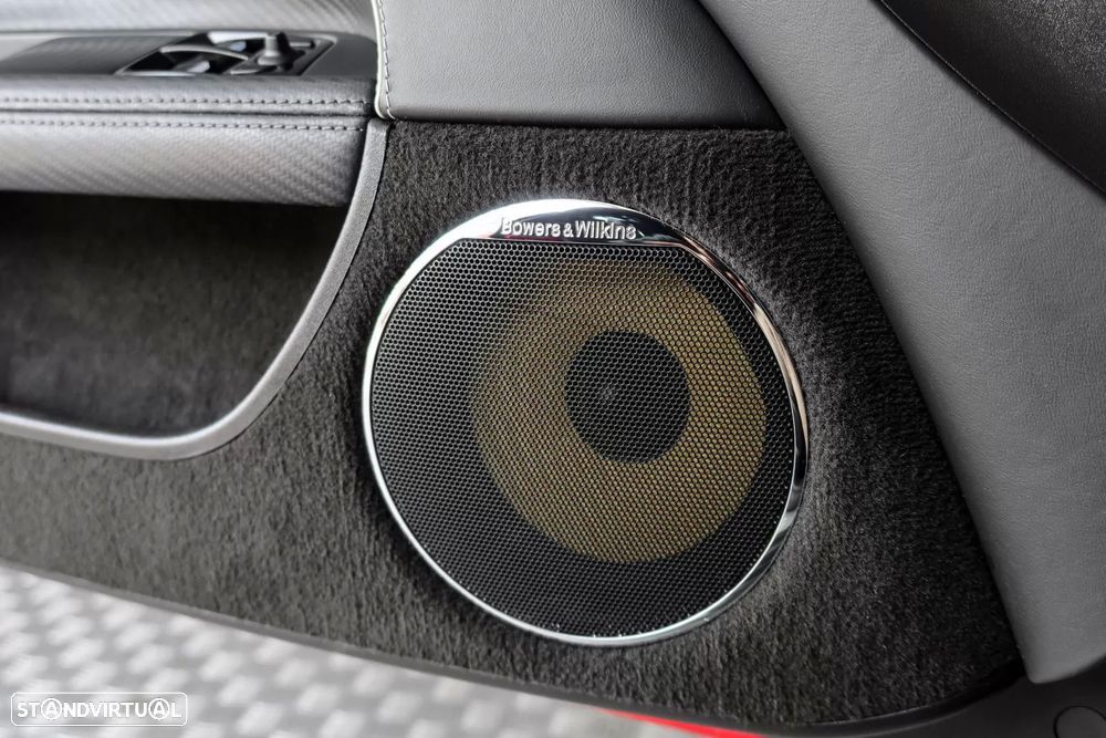 Jaguar XK XKR-S 5.0 V8 - 16