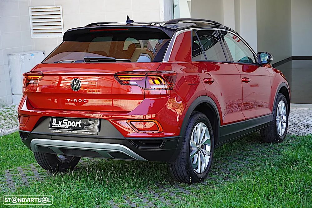 VW T-Roc 1.5 TSI Urban DSG - 10