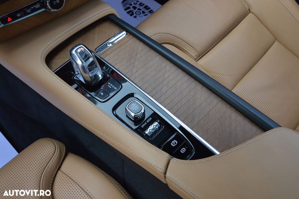 Volvo XC 90 T8 Twin Engine AWD Inscription - 4