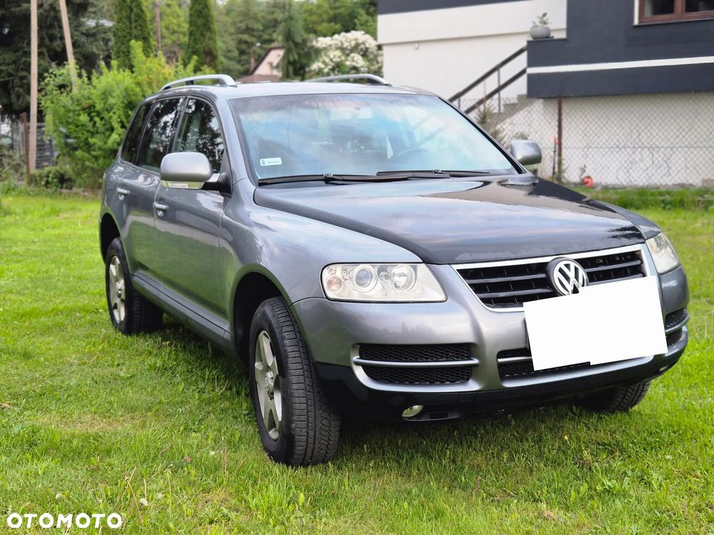 Volkswagen Touareg - 1