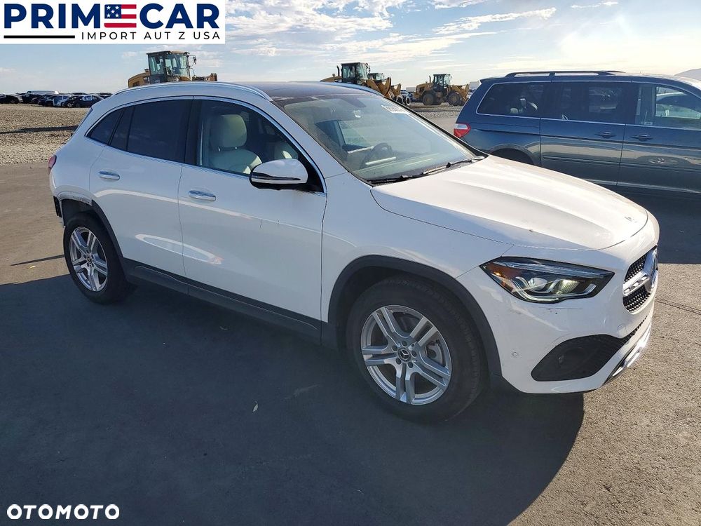 Mercedes-Benz GLA 250 4-Matic AMG Line - 4