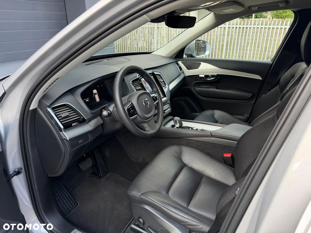 Volvo XC 90 B5 D AWD Momentum - 16