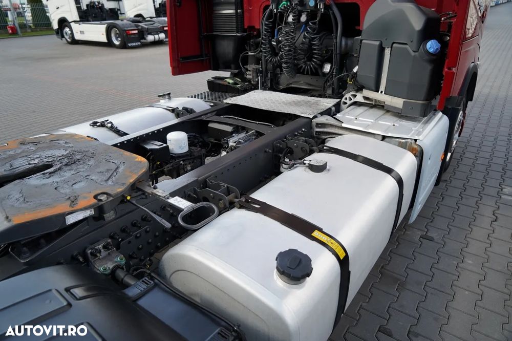 Volvo FH 500 / XXL / I-SAVE / LOWDECK / MEGA / I-PARK COOL / TV / JANTE DIN ALIAJ / CONTRACT DE REPARAȚIE POST-SERVICE - 17