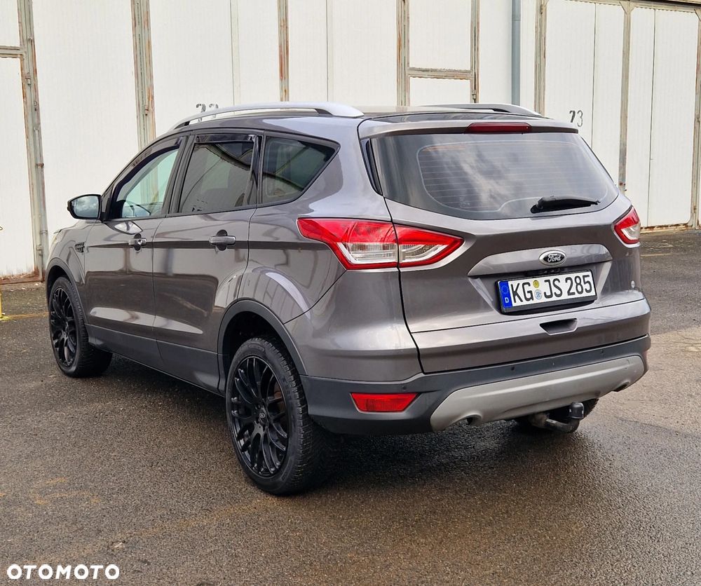 Ford Kuga 2.0 TDCi FWD Titanium - 14