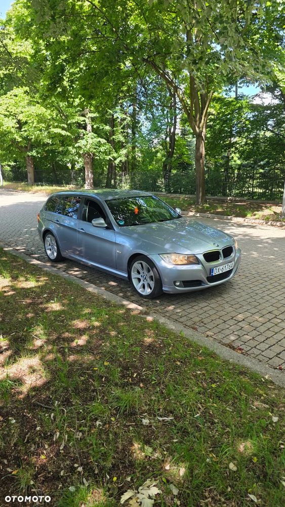 BMW Seria 3 320d - 4