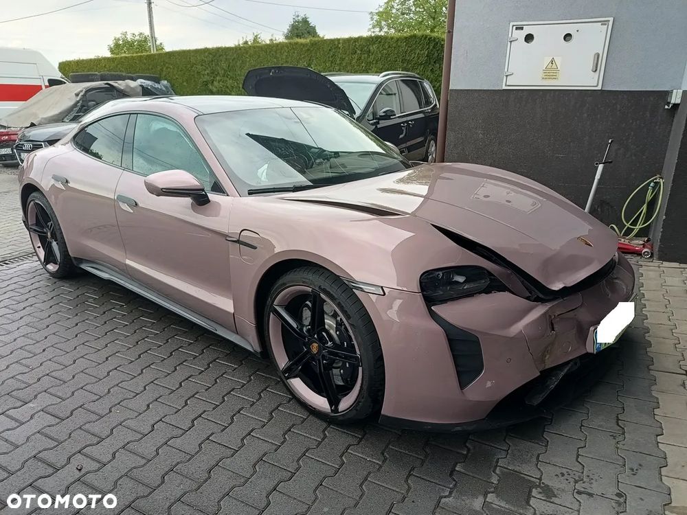 Porsche Taycan 4S - 5