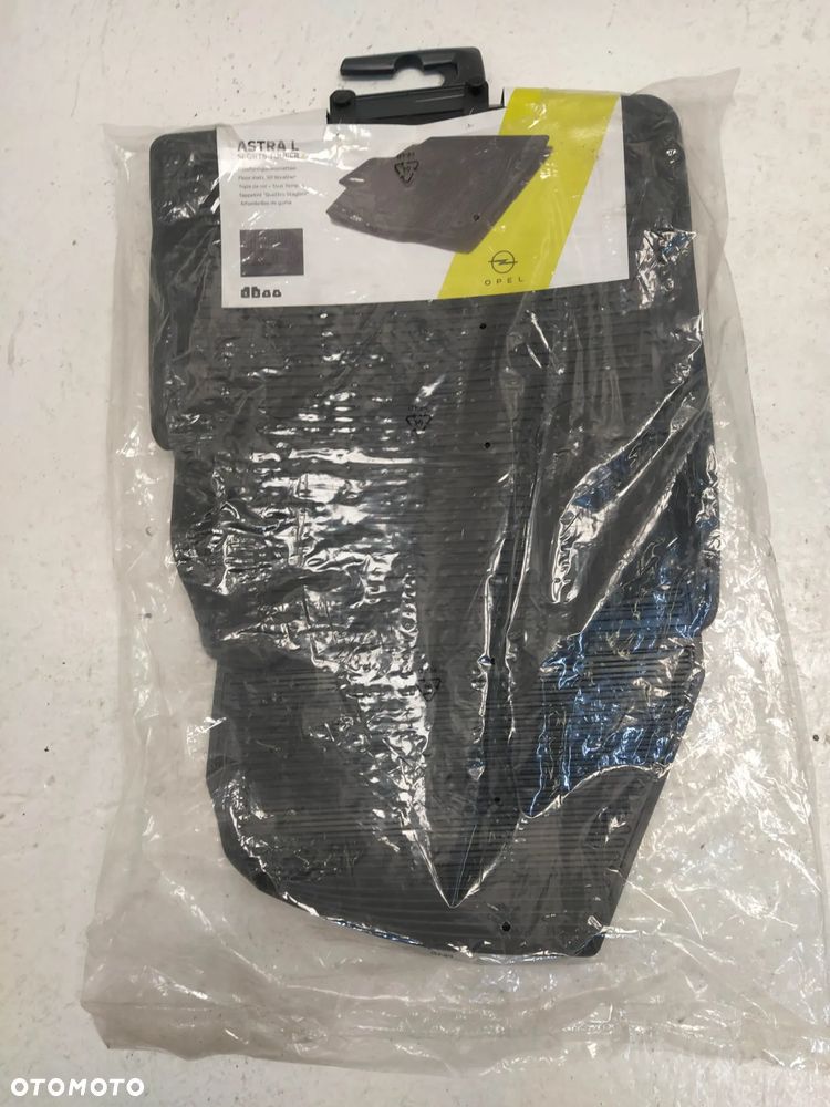 OPEL ASTRA L DYWANIKI  WYCIERACZKI WYCIERACZKA GUMOWE KOMPLET NOWY ORYGINAŁ LOGOWANE - 2