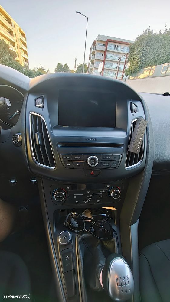 Ford Focus 1.0 EcoBoost ST-Line - 7