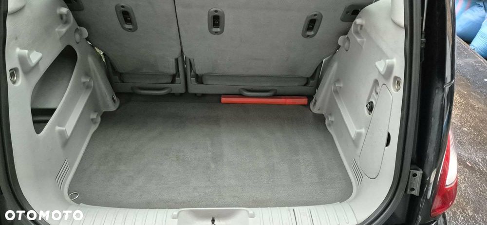 Chrysler PT Cruiser - 9