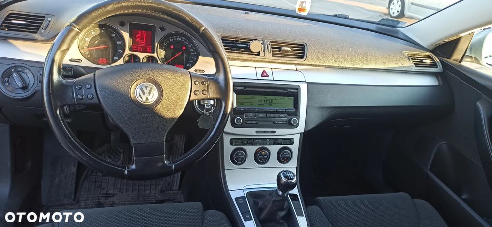 Volkswagen Passat 1.8 TSI Comfortline - 8