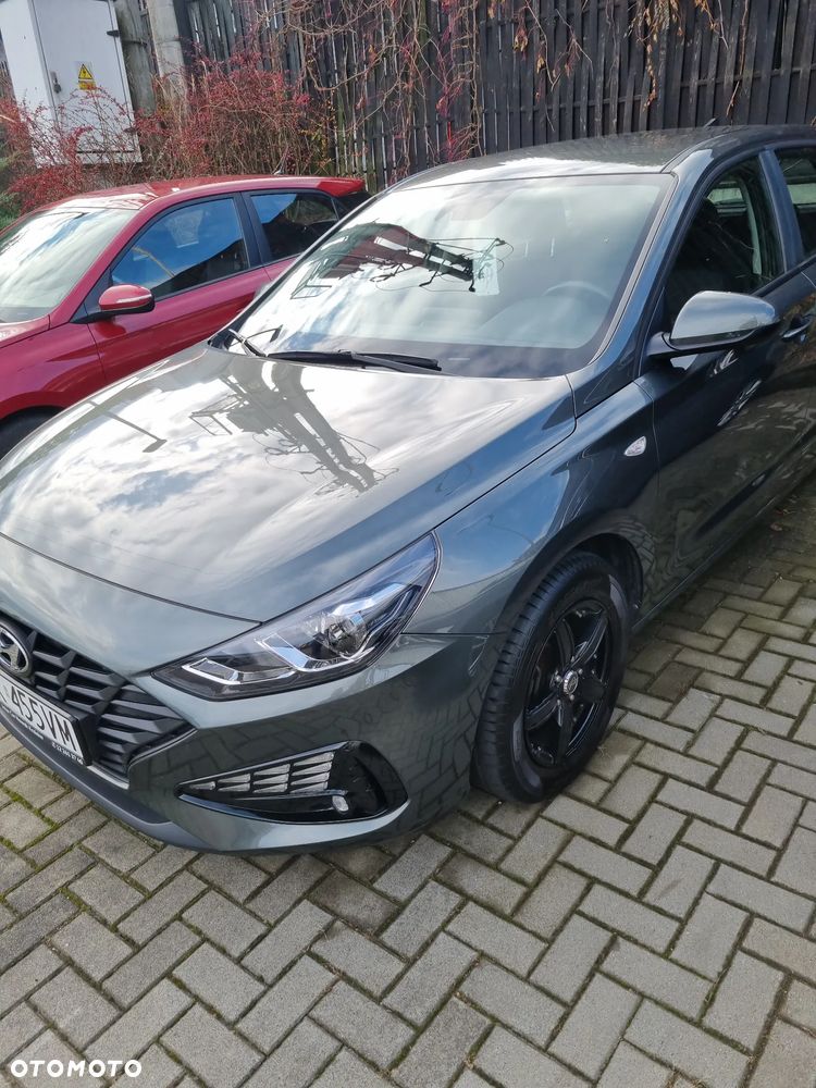 Hyundai i30 1.5 DPI Classic + - 6