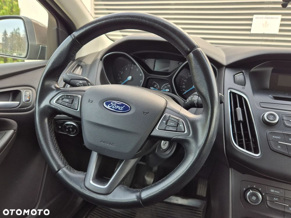 Ford Focus 1.6 Gold X - 12