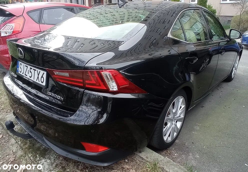 Lexus IS 300h Prestige EU6 - 2
