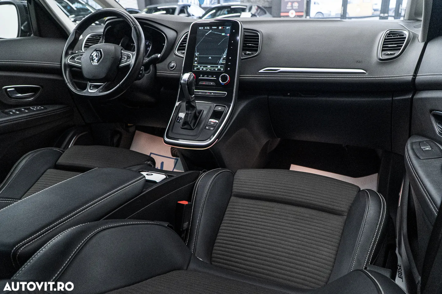 Renault Grand Scenic TCe 140 GPF EDC BOSE EDITION - 2
