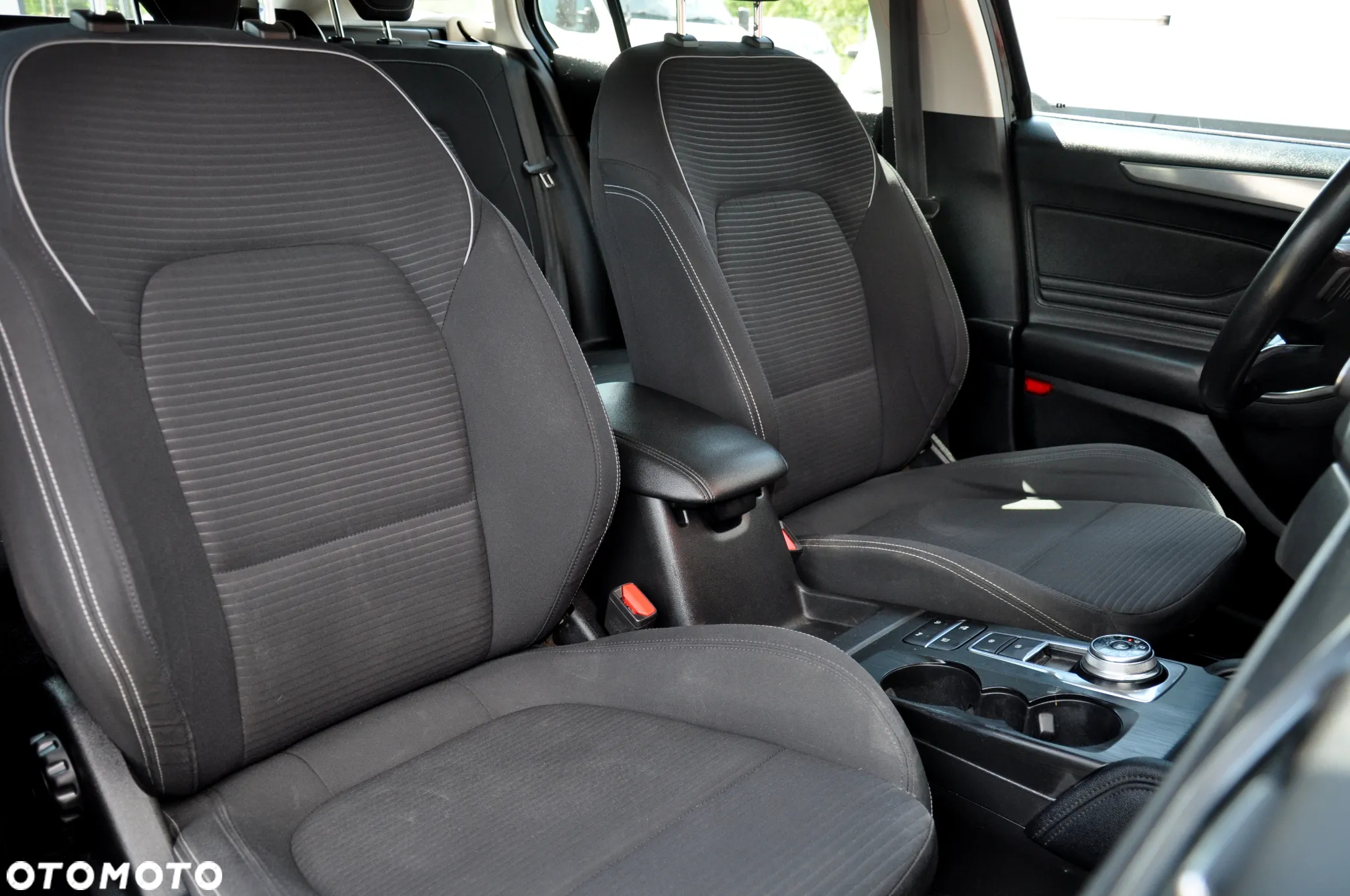Ford Focus Turnier 1.5 EcoBlue Start-Stopp-System ACTIVE X - 37