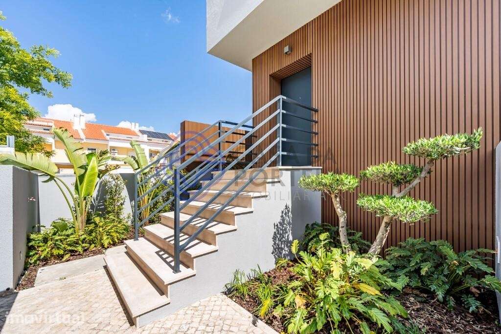Moradia T4 com Rooftop - Alcochete - Grande imagem: 2/30