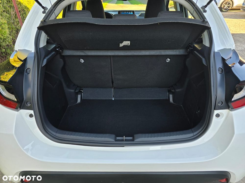 Toyota Yaris Hybrid 1.5 Selection Style - 15