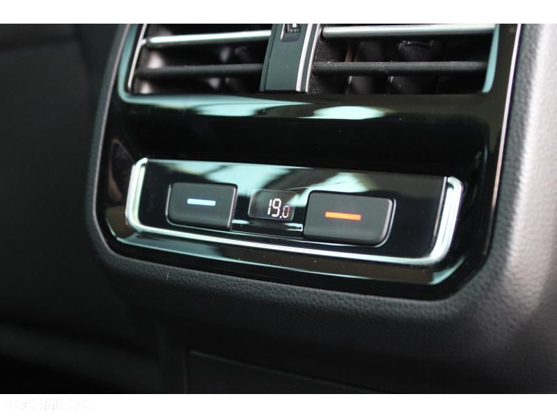 Volkswagen Passat Variant 2.0 TDI BMT Highline DSG - 12