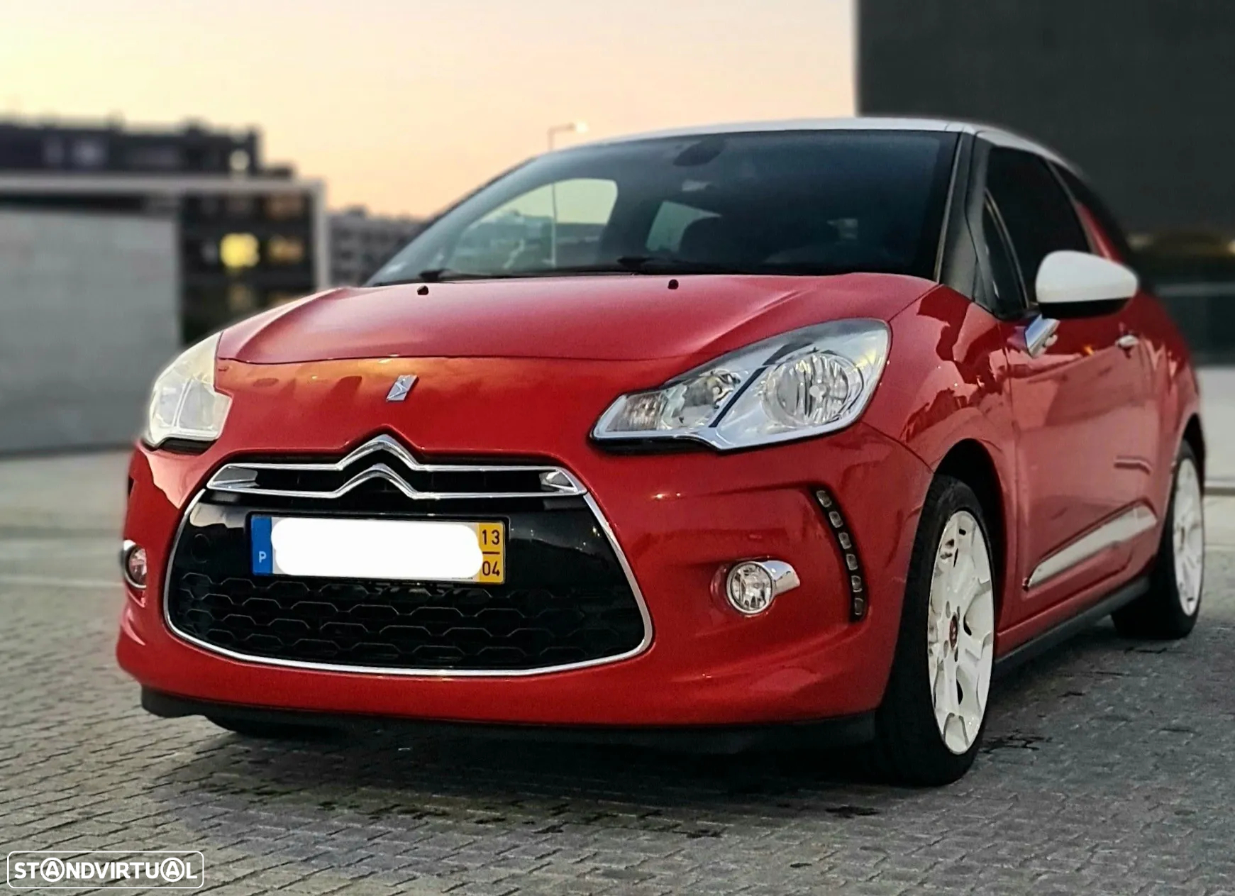 Citroën DS3 1.6 e-HDi So Chic - 2