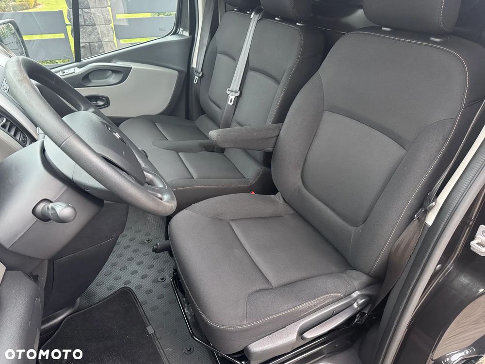 Renault TRAFIC - 12