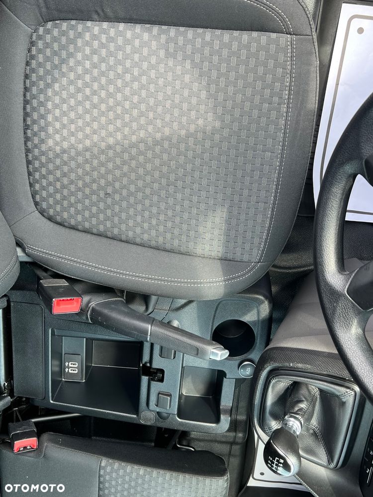 Ford Transit Connect - 36