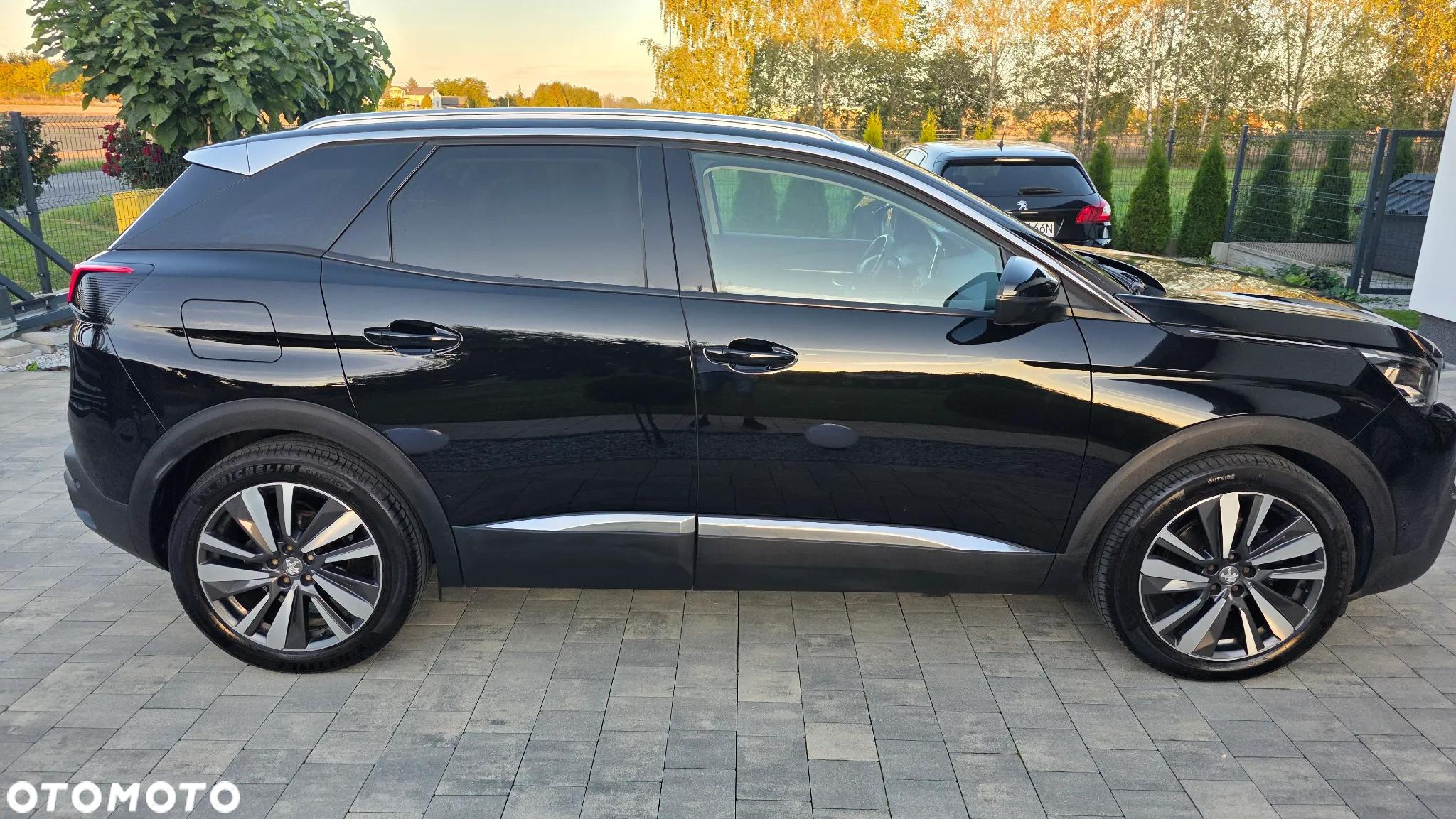 Peugeot 3008 1.6 BlueHDi Allure S&S - 3