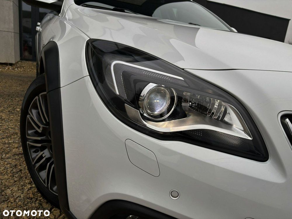 Opel Insignia CT 2.0 CDTI 4x4 S&S - 9